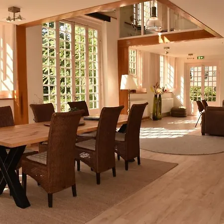 De Orangerie Villa *