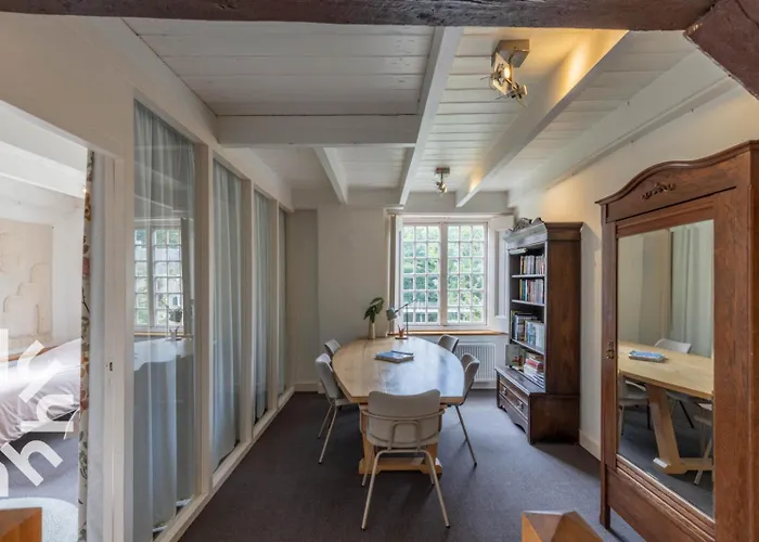 De Orangerie فيلة Loenen